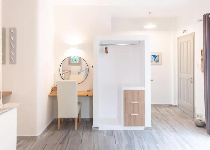 Swell S4 Brand New In Apartmán *